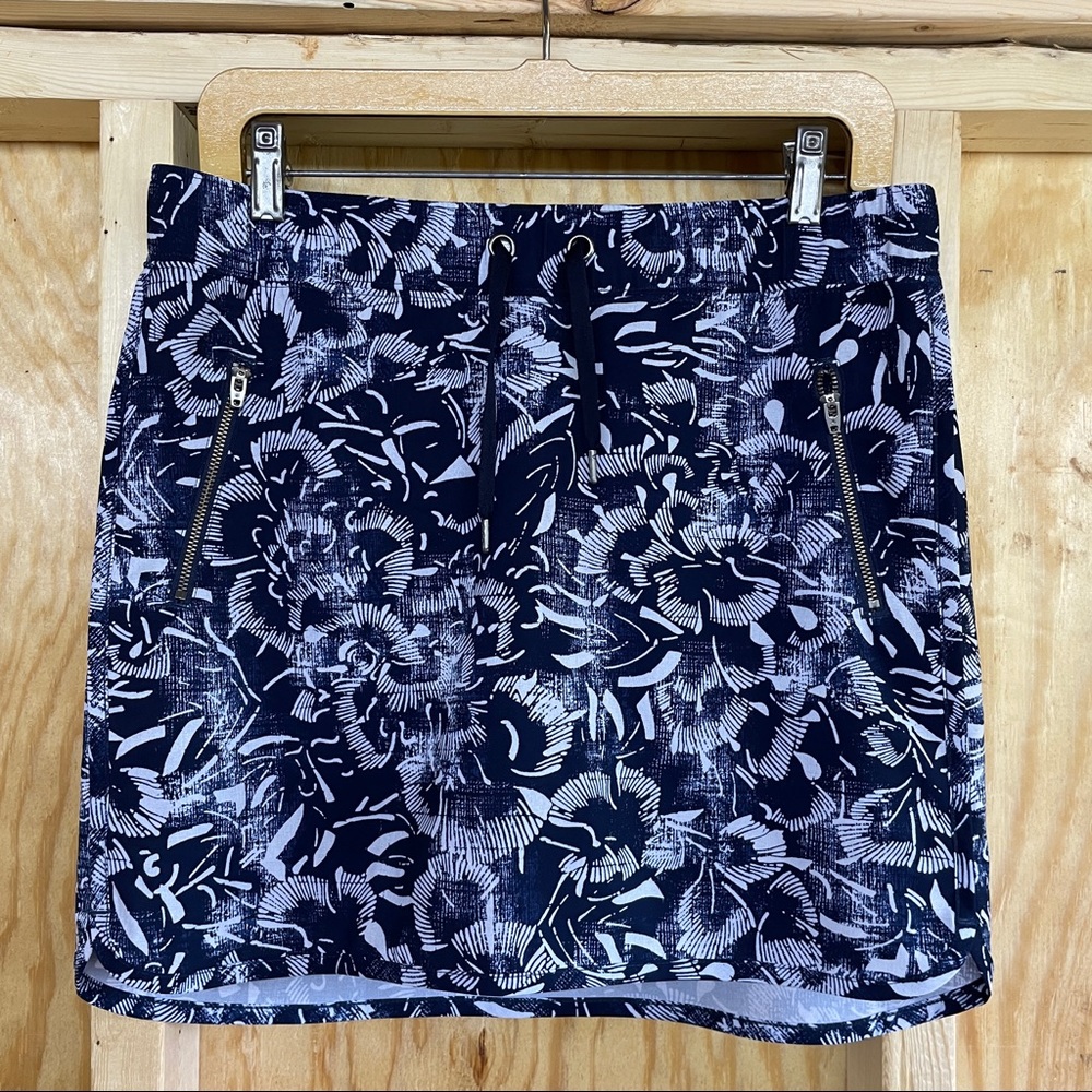 Athleta S Skort Navy Floral Inner Shorts Skirt Stretch Zip Pockets Golf Athletic